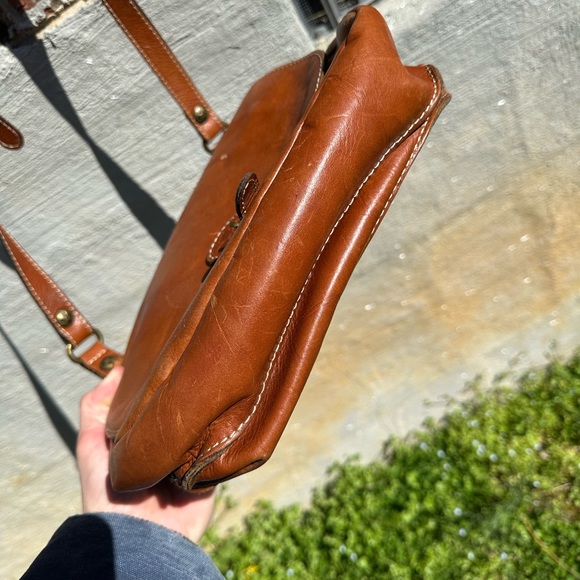 Patricia Nash Brown Smooth London Leather Saddle Crossbody Bag - Picture 5 of 10